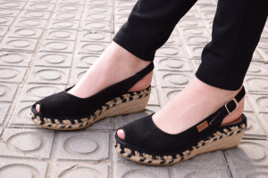 Explorando el Estilo: Combina tus Alpargatas de Yute Montan&eacute;